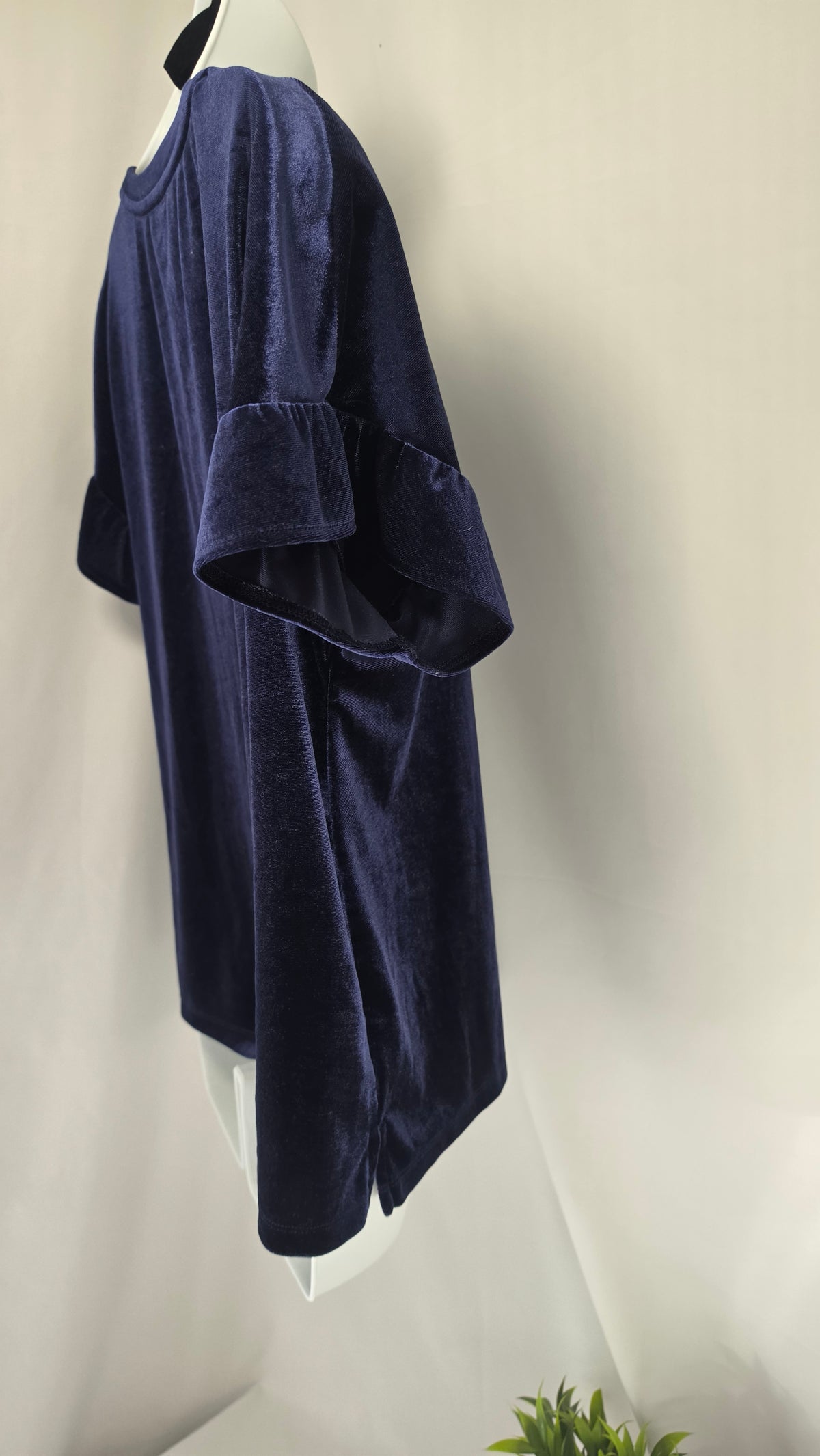 Old Navy Velvet Ruffle Sleeve Top | Navy Blue | Medium