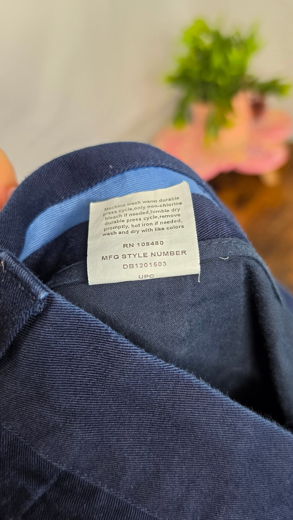 Dockers Tour Men’s Navy Pleated Chino Pants – W38 L30 – 100% Cotton