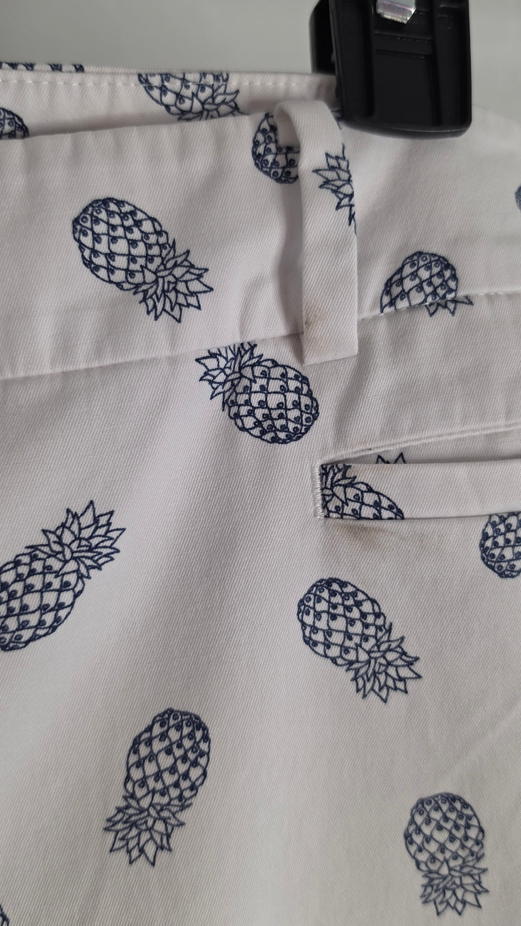 Talbots The Perfect Crop Curvy Pants Size 10 White Navy Pineapple Print Chino