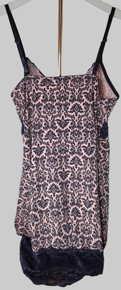 Marilyn Monroe Intimates Pink Black Damask Lace Chemise Slip Nightgown