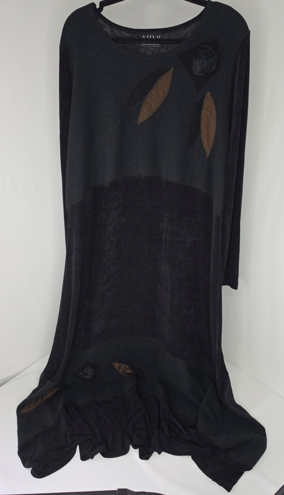 AHNI Handmade USA Black Lagenlook Maxi Dress Size 3 Floral Art to Wear