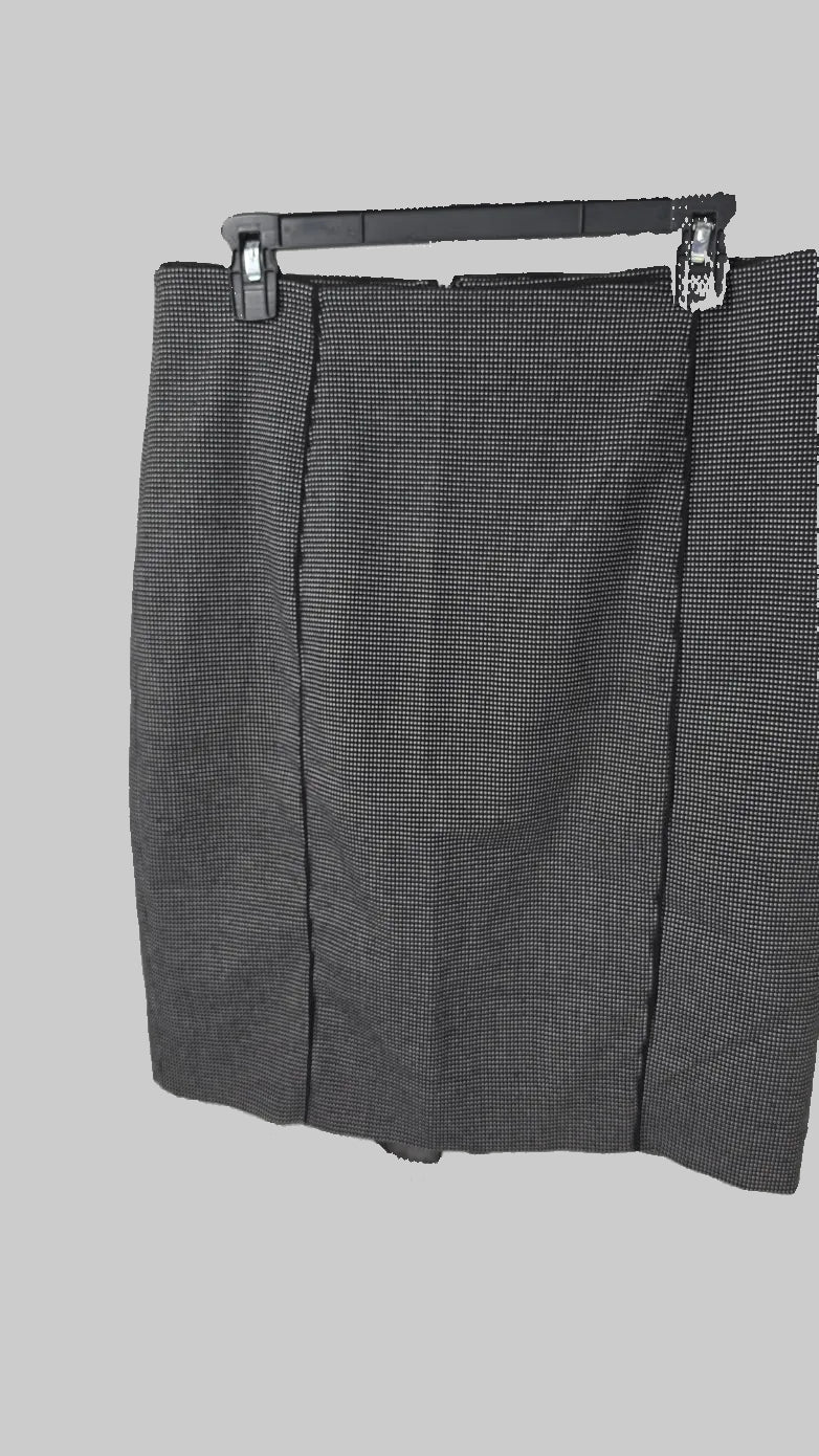 White House Black Market Size 10 Black White Micro Dot Pencil Skirt Ruffle Hem