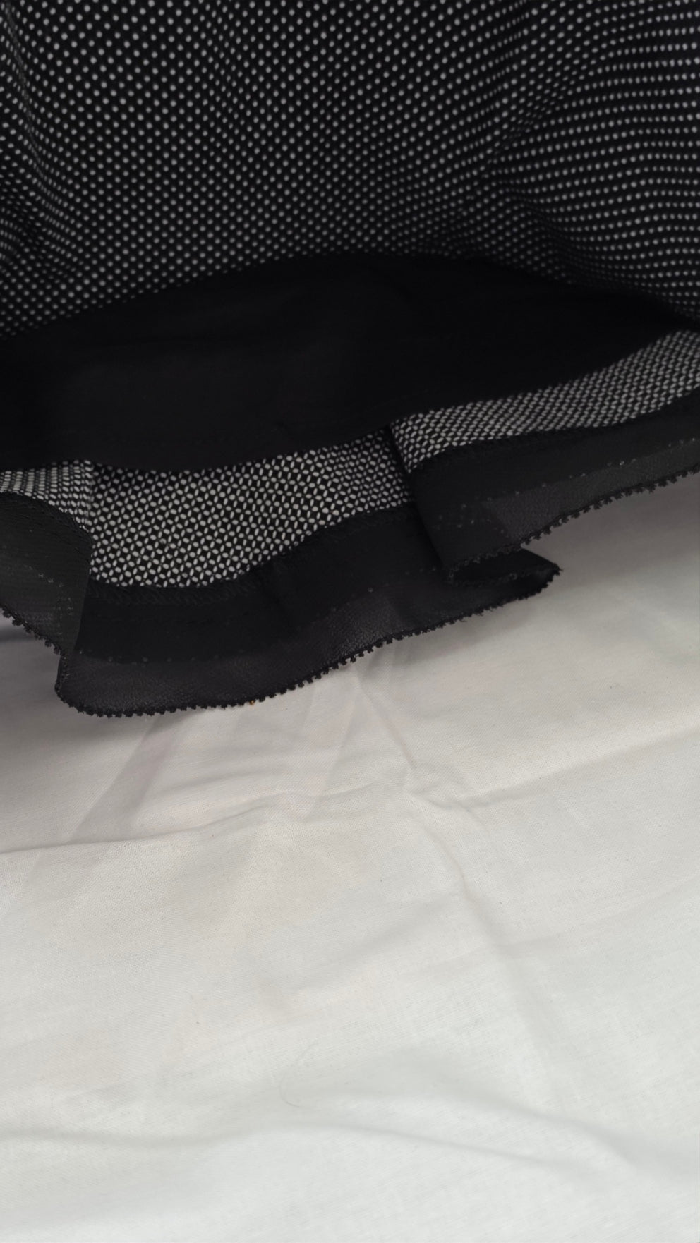 White House Black Market Size 10 Black White Micro Dot Pencil Skirt Ruffle Hem