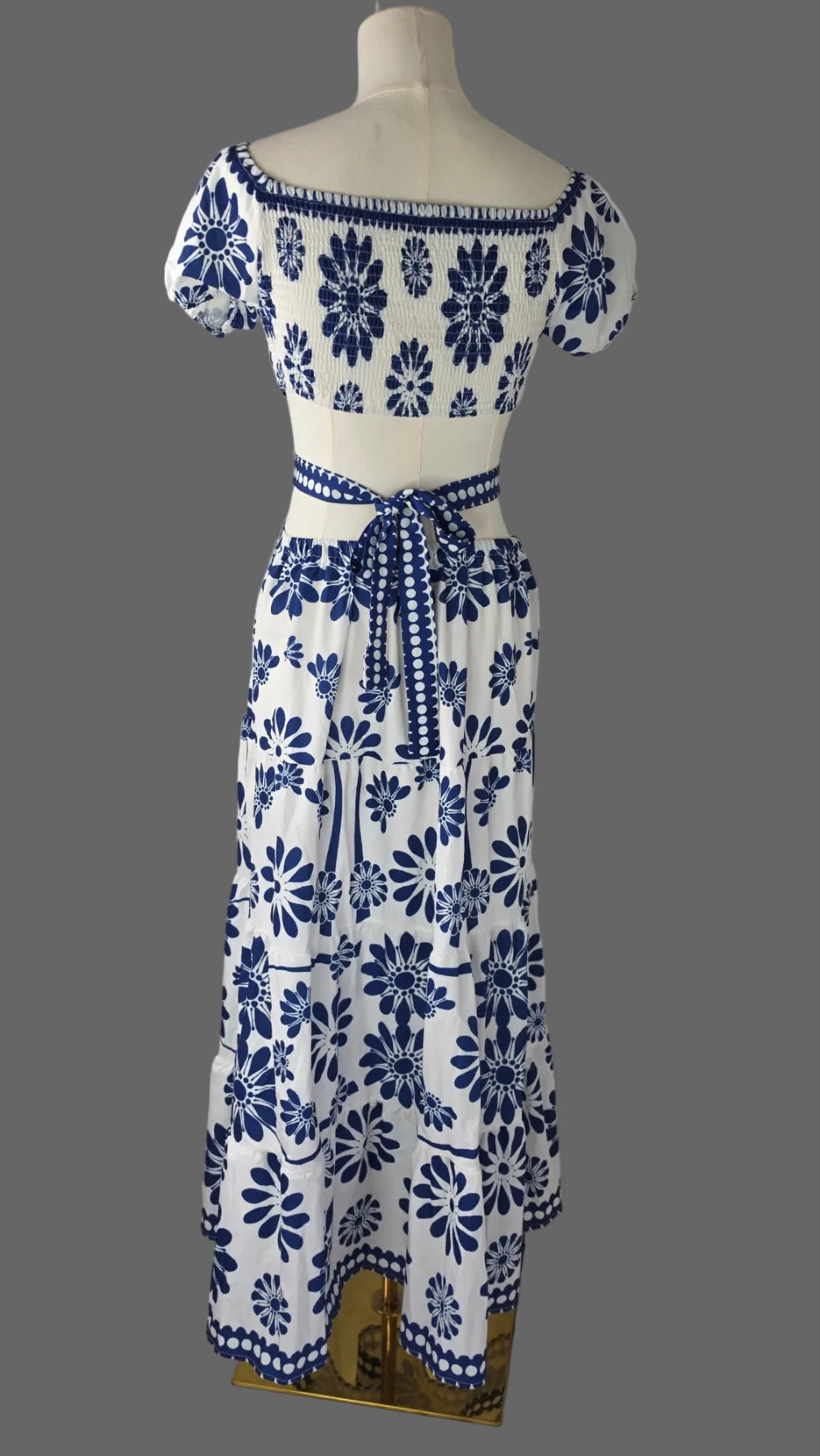White Blue Floral Short Sleeve Dress M Puff Sleeve Smocked Back Lightweight See Through