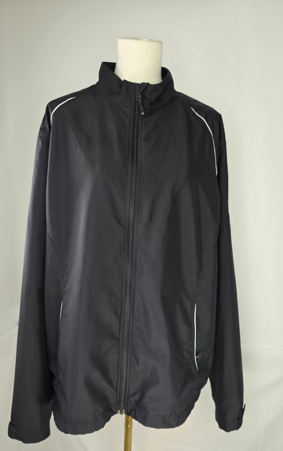Cutter & Buck WeatherTec Men’s XL Black Full Zip Windbreaker Jacket