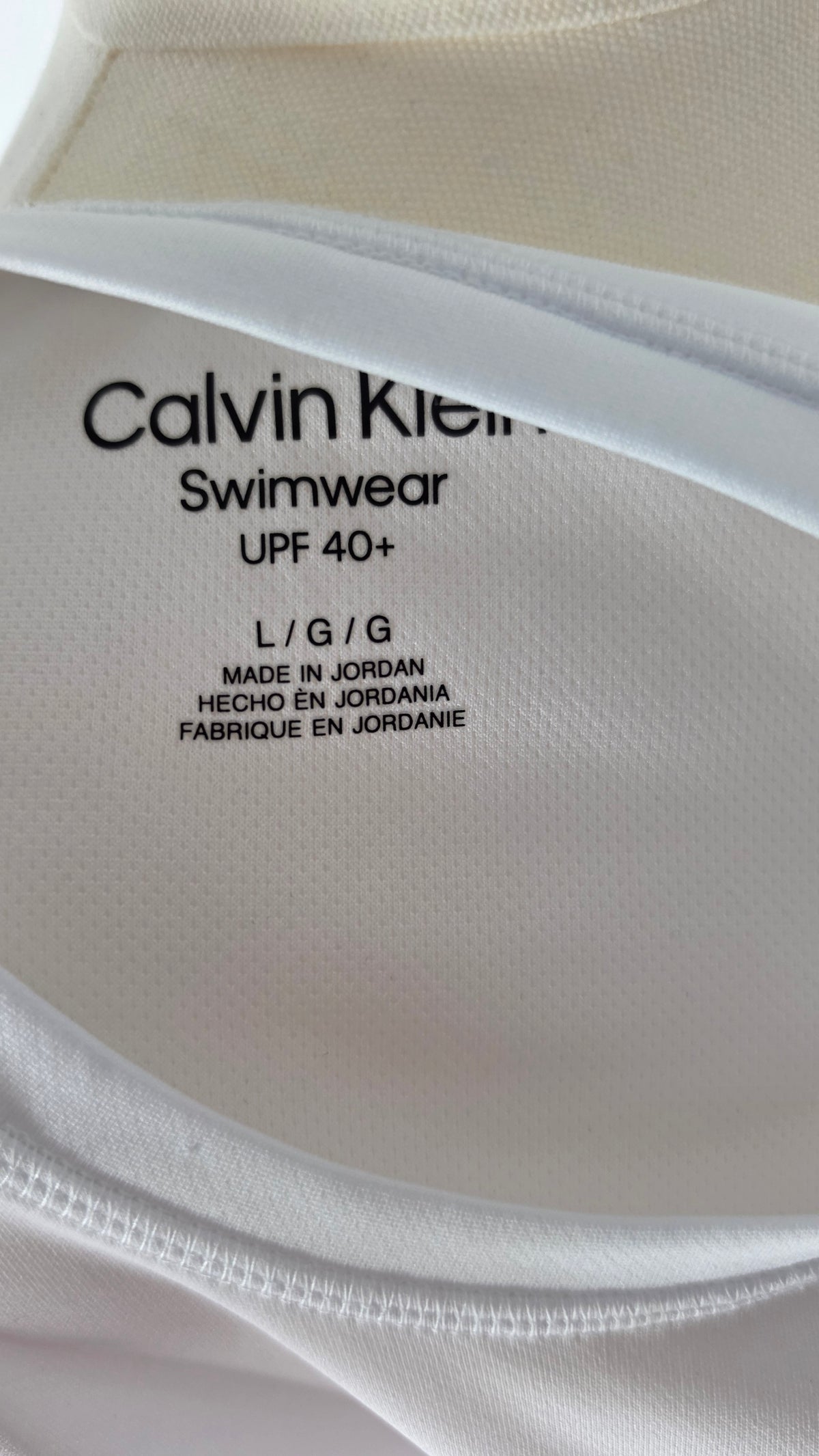 Calvin Klein Men’s White Long Sleeve Swim Shirt Rash Guard UPF 40