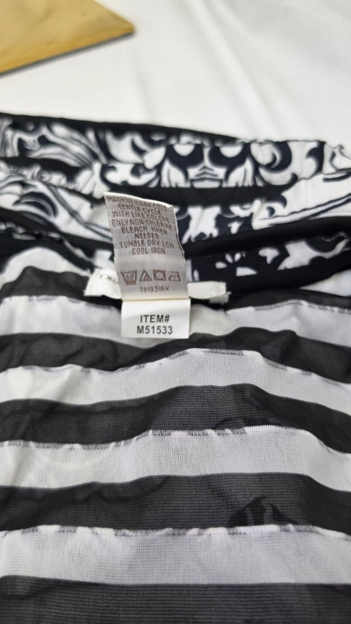 Draper’s & Damon’s Petite Medium Black White Ruffle Mesh Jacket Full Zip