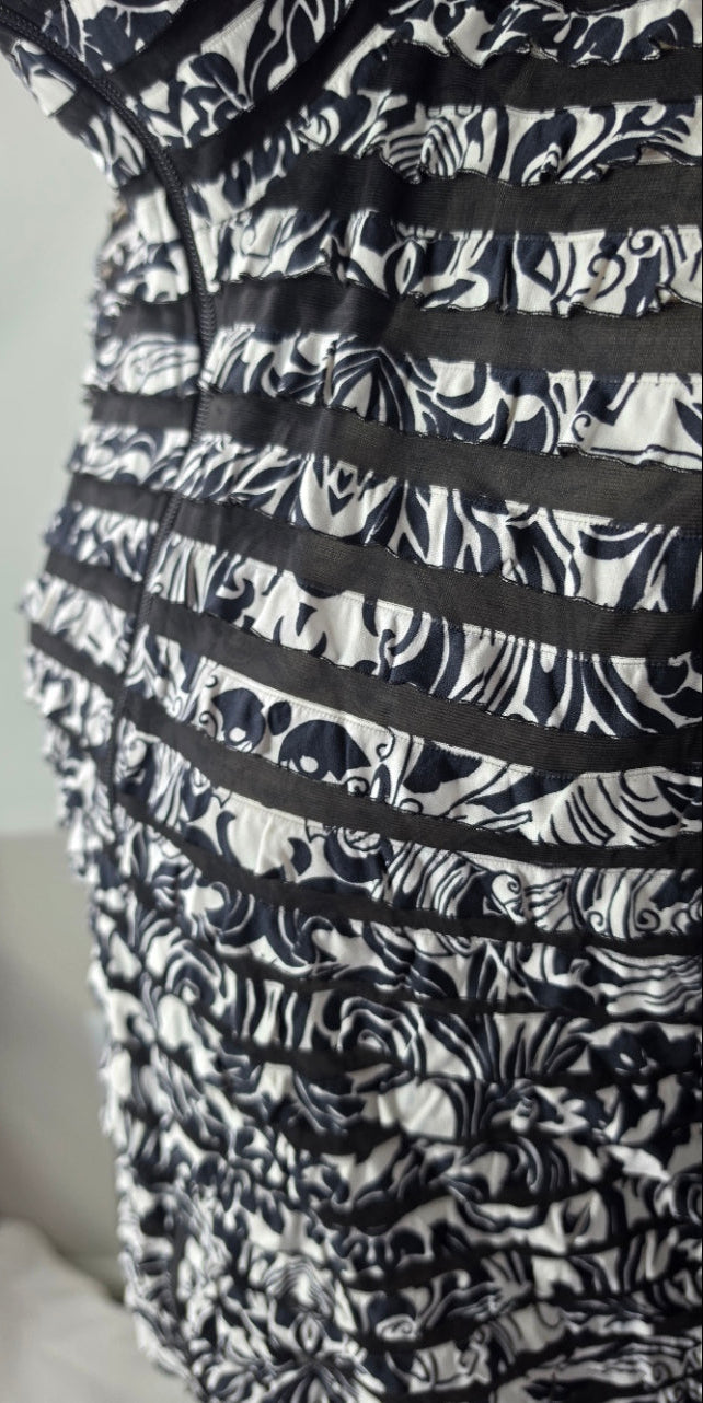 Draper’s & Damon’s Petite Medium Black White Ruffle Mesh Jacket Full Zip