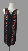 Old Navy Embroidered Sleeveless Dress – Size S