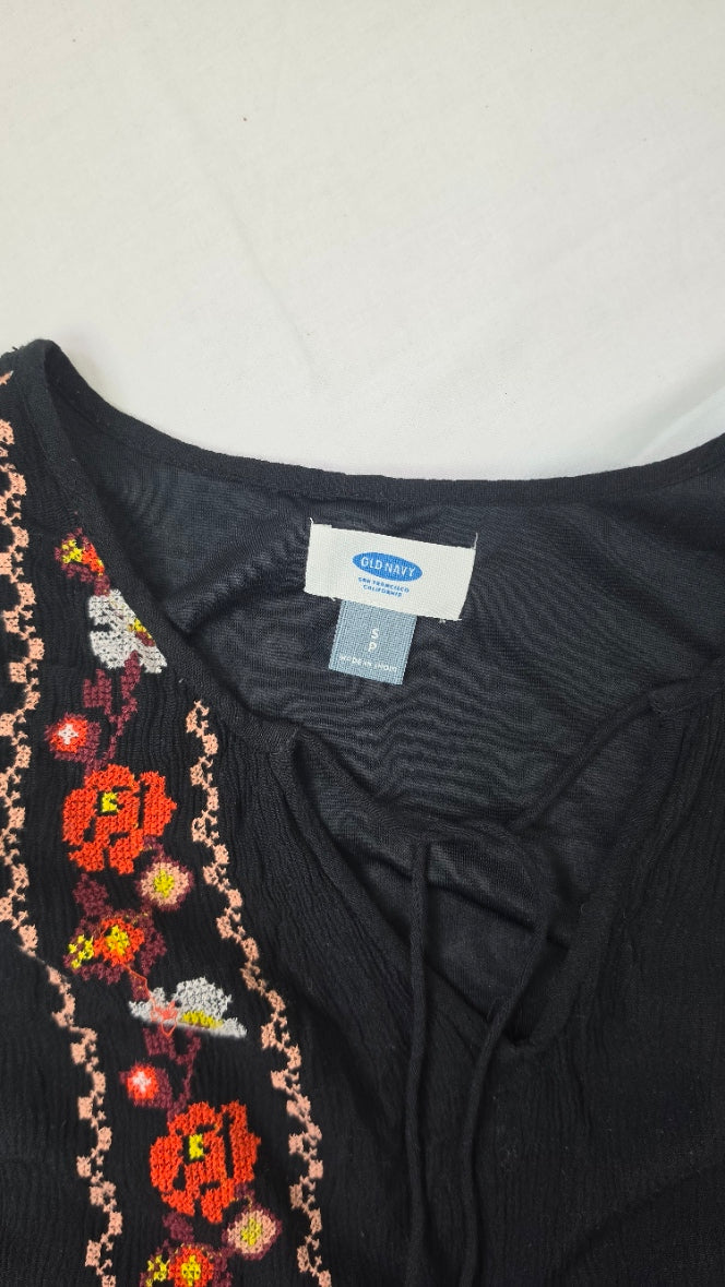 Old Navy Embroidered Sleeveless Dress – Size S