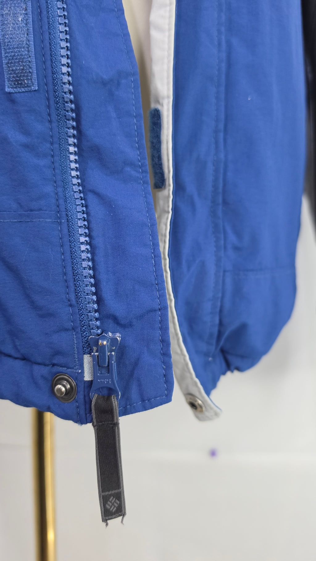 Columbia Men's Blue Black White Insulated Winter Jacket – Medium