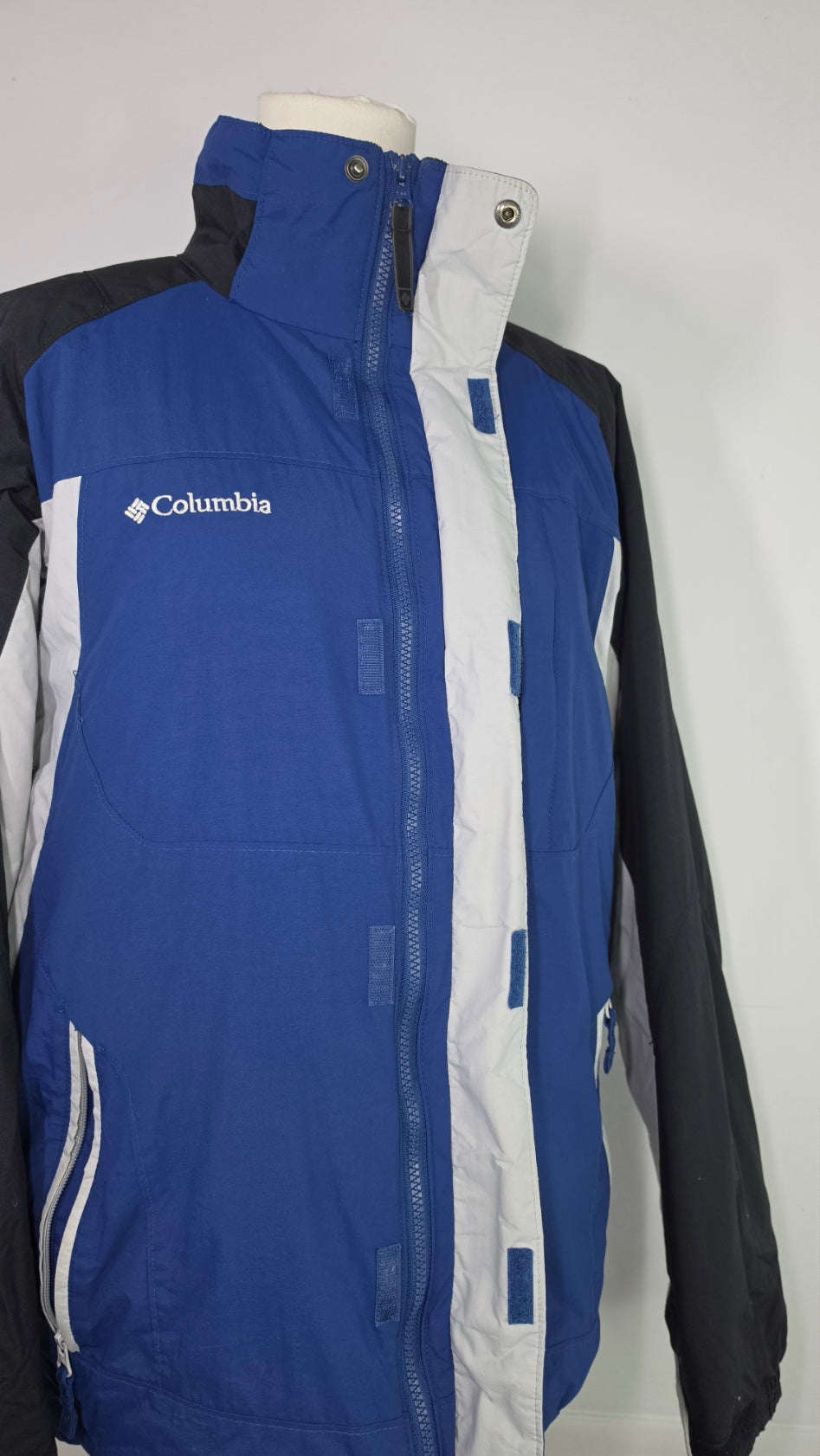 Columbia Men's Blue Black White Insulated Winter Jacket – Medium