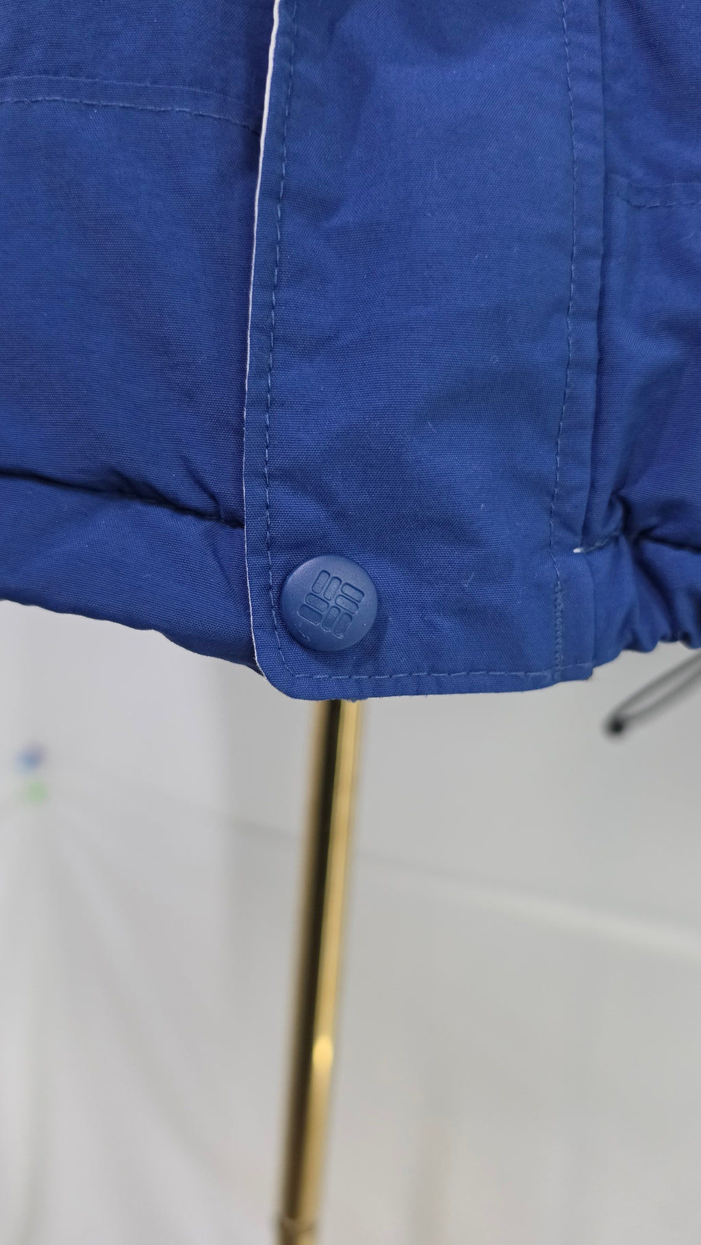 Columbia Men's Blue Black White Insulated Winter Jacket – Medium