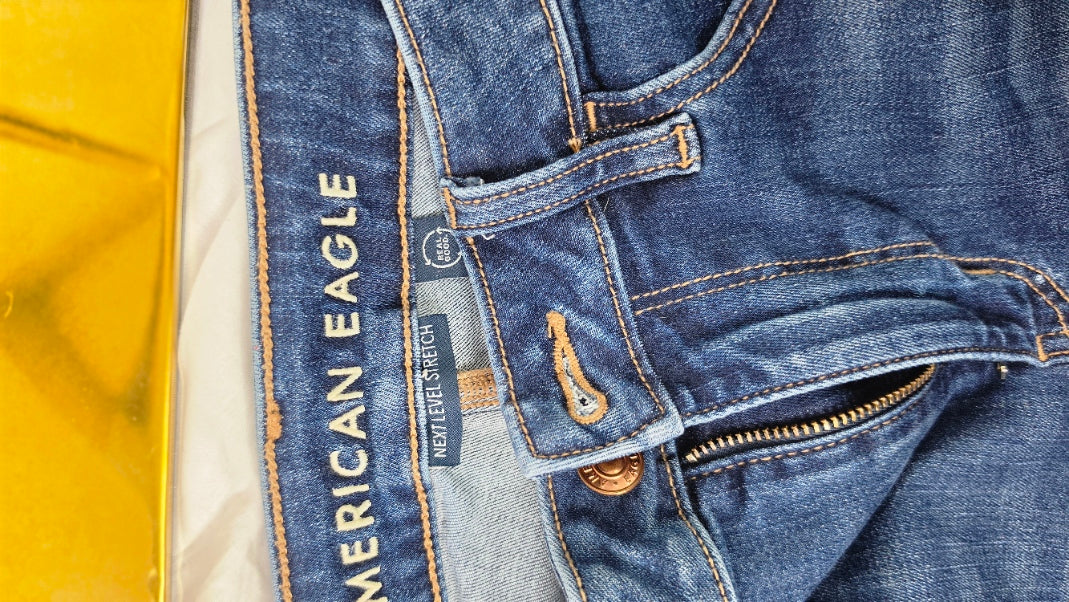 American Eagle Jegging Next Level Stretch Jeans – Size 6 Regular