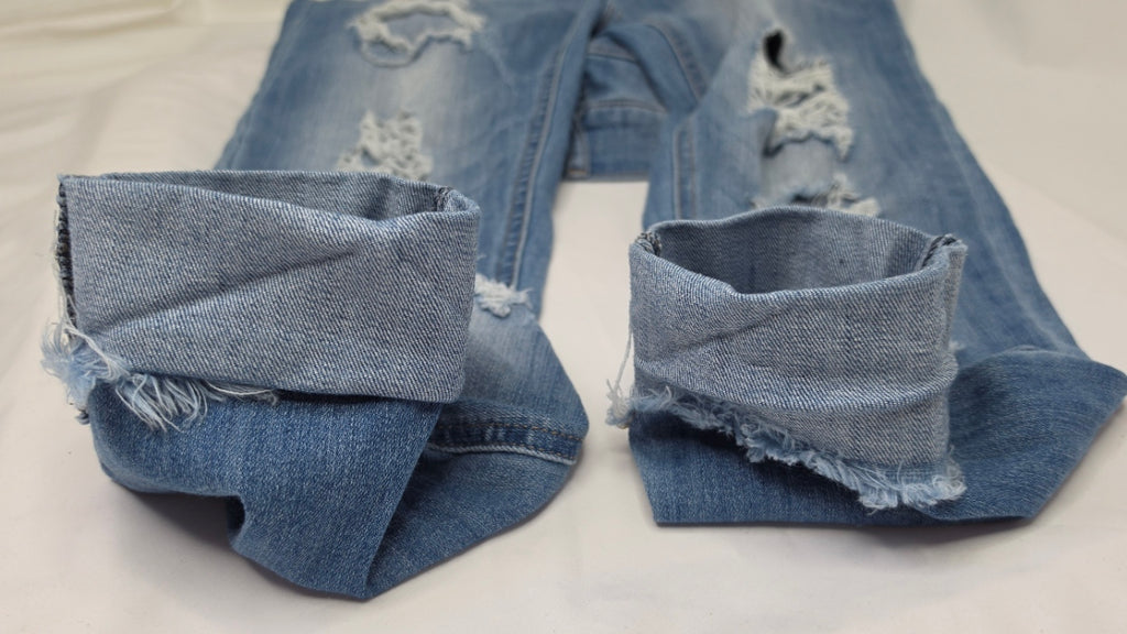 Cello Distressed Skinny Jeans Women's Size 7