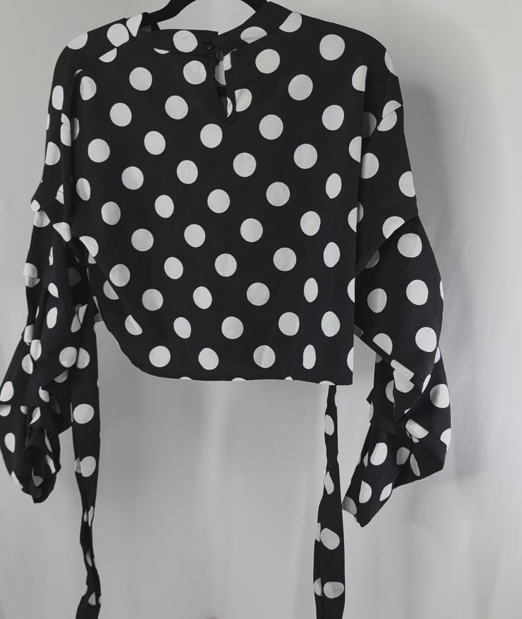 Black & White Polka Dot Ruffle-Sleeve Crop Top
